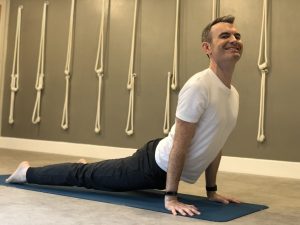 Read more about the article Tips and Tricks – Urdhva Mukha Svanasana