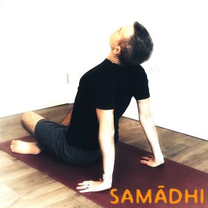 purvottanasana action in arms and shoulders
